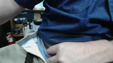 Trouhble online show from February 2025 03:31:02 PM