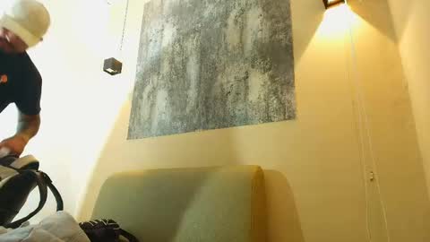 Troy online show from April 2026 02:04:02 AM