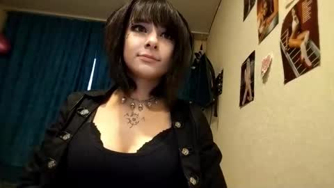 Poly online show from February 2026 03:00:01 PM