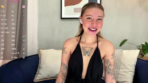 Mia online show from April 2026 05:08:02 AM