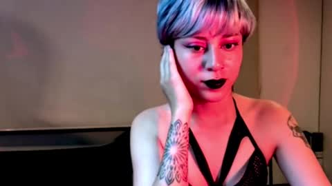 Cait online show from February 2025 12:53:02 AM