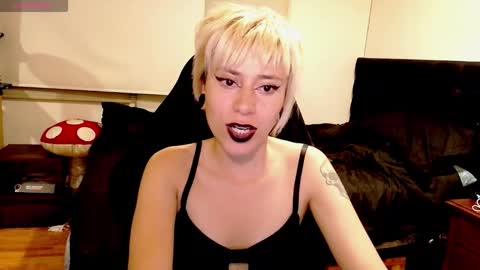 Cait online show from September 2025 03:51:01 AM