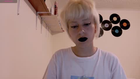 Cait online show from October 2025 04:32:01 AM