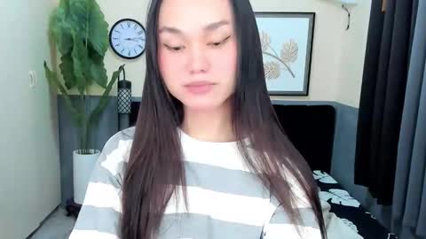 Saskia online show from April 2026 12:46:01 PM