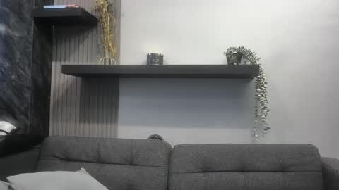 Lexi Longg online show from July 2026 12:17:01 AM
