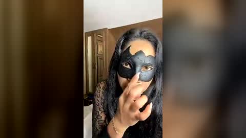 tutissexy online show from July 2026 09:21:02 PM