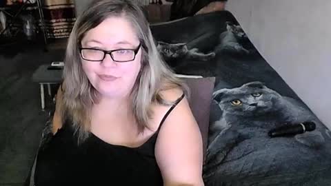 Lana online show from February 2026 11:09:01 PM