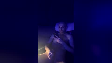 twinkguys25 online show from May 2026 05:36:02 AM