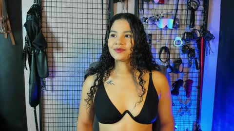 Clio  Tadeo online show from February 2025 09:26:02 PM