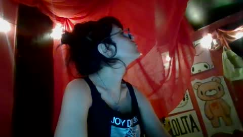 twizzytoxic22 online show from June 2026 12:53:02 AM