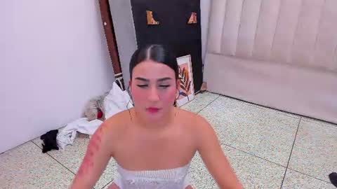 Sara LoenardNataly and Emilio online show from July 2026 03:55:01 AM