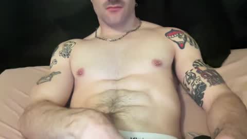 Snapshot of twunkymikey chatting on February 2025 12:43:01 AM twunkymikey online show from February 2025 12:43:01 AM