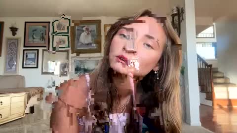 tylababyy online show from September 2025 12:44:02 AM