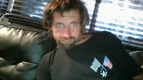 Snapshot of tylerweist727678265 chatting on April 2026 04:27:01 PM tylerweist727678265 online show from April 2026 04:27:01 PM