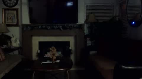 Azelia B online show from May 2026 04:19:02 AM