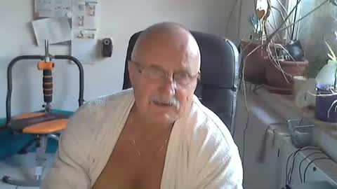 Ulrich online show from May 2026 06:14:02 PM