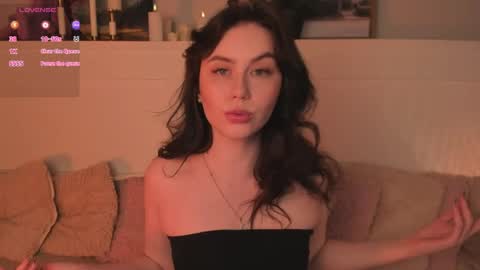 Una  online show from April 2026 10:57:02 AM