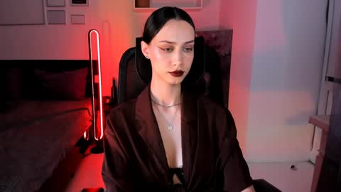 unaericaabistrong online show from April 2026 06:43:01 PM