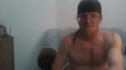 unclemuff online show from November 2025 12:05:02 PM