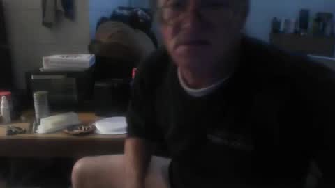 unclemuff online show from February 2026 04:59:02 PM