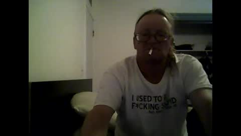 unclemuff online show from May 2026 07:41:02 PM