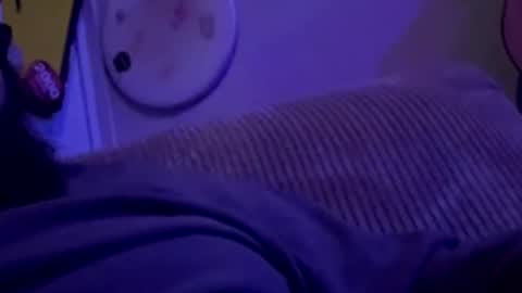 uncuttruss online show from December 2025 10:42:01 AM