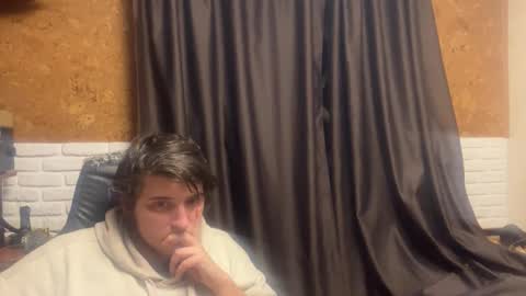 Snapshot of unholy_heat chatting on March 2026 01:09:01 AM Anri online show from March 2026 01:09:01 AM