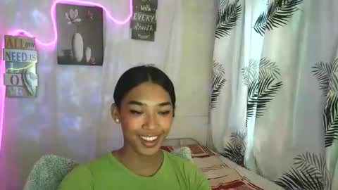 ur_dazzlingmorenaxx online show from April 2026 03:31:01 AM