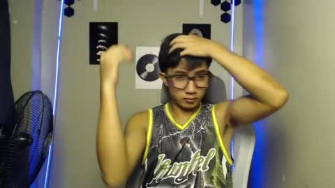 Snapshot of ur_hottestjonny chatting on July 2026 11:03:01 AM jonny online show from July 2026 11:03:01 AM