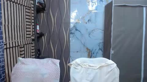 ur_prettymitch online show from April 2026 04:41:01 PM