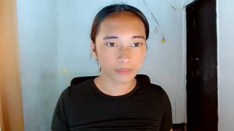 Ellie online show from March 2026 04:24:02 AM