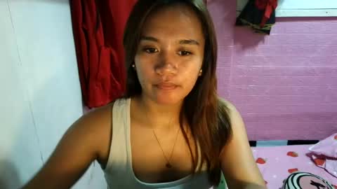 Snapshot of ur_wetwife chatting on July 2026 05:33:01 AM ur_wetwife online show from July 2026 05:33:01 AM