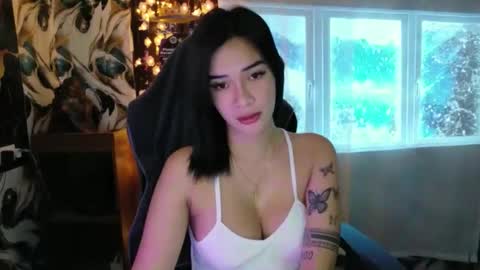 jess online show from April 2026 12:05:02 AM