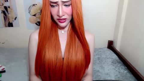 Snapshot of urbabyhot_gurl chatting on May 2026 12:07:02 AM QUEEN ANGEL online show from May 2026 12:07:02 AM