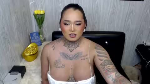 Maxxie online show from June 2026 06:18:02 PM