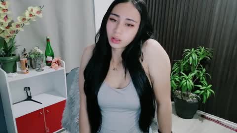 Snapshot of urfave_bbgirl chatting on March 2026 11:05:01 AM urfave_bbgirl online show from March 2026 11:05:01 AM