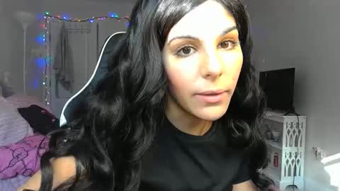 Goddess Marla online show from November 2025 06:40:02 PM