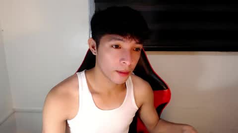 Snapshot of urhotethanxx chatting on July 2026 05:48:02 PM Ethan online show from July 2026 05:48:02 PM