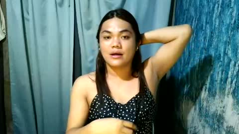 urhottie_bella online show from July 2026 07:09:01 PM