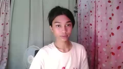 Snapshot of urloverjasmine_xx chatting on April 2026 06:08:01 AM urloverjasmine_xx online show from April 2026 06:08:01 AM