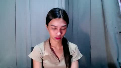 Snapshot of urloverjasmine_xx chatting on April 2026 01:24:01 PM urloverjasmine_xx online show from April 2026 01:24:01 PM