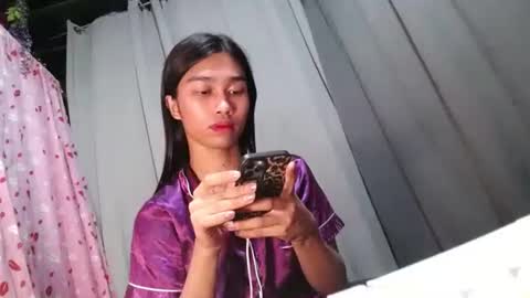 Snapshot of urloverjasmine_xx chatting on May 2026 02:43:01 PM urloverjasmine_xx online show from May 2026 02:43:01 PM