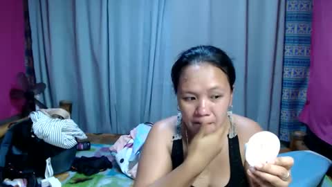 urpinay_singlemother online show from April 2026 12:30:02 PM