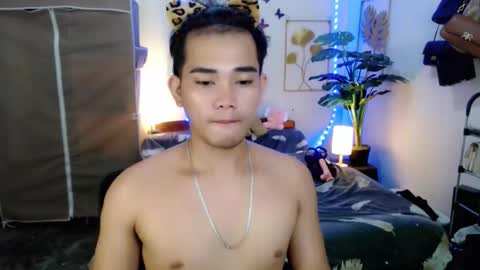 urpinoy_cummer online show from April 2026 01:53:01 PM