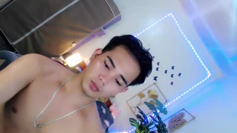 urpinoy_cummer online show from April 2026 01:01:01 PM