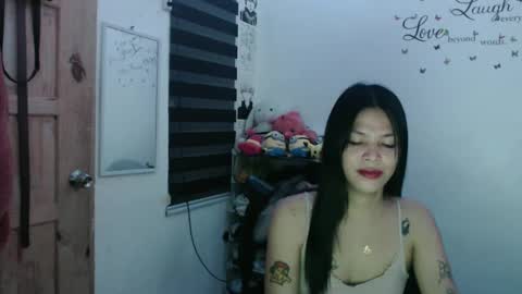 hi im kim online show from February 2025 12:11:01 AM