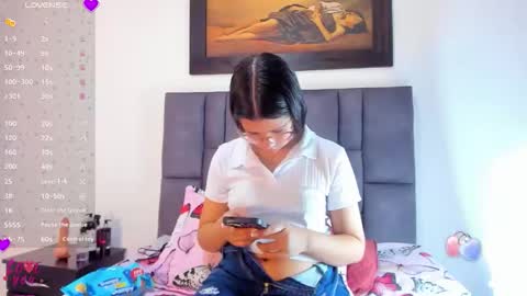 Vahiolet smith online show from March 2026 03:13:02 AM