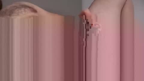 qwerty23 online show from April 2026 07:52:01 AM