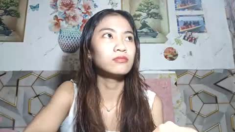 Snapshot of valenciasumney chatting on July 2026 03:07:01 PM Camille online show from July 2026 03:07:01 PM