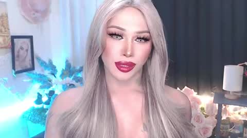 Amanda online show from April 2026 06:45:02 PM